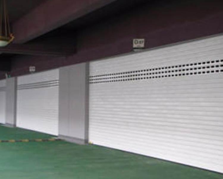 山西中盛恒卷簾門(mén)為您分享，山西快速卷簾門(mén)和防火卷簾門(mén)之間的區(qū)別